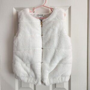 Rachel Zoe Girls Faux Fur Vest With Gold Heart Zipper White Size 7/8 NWOT